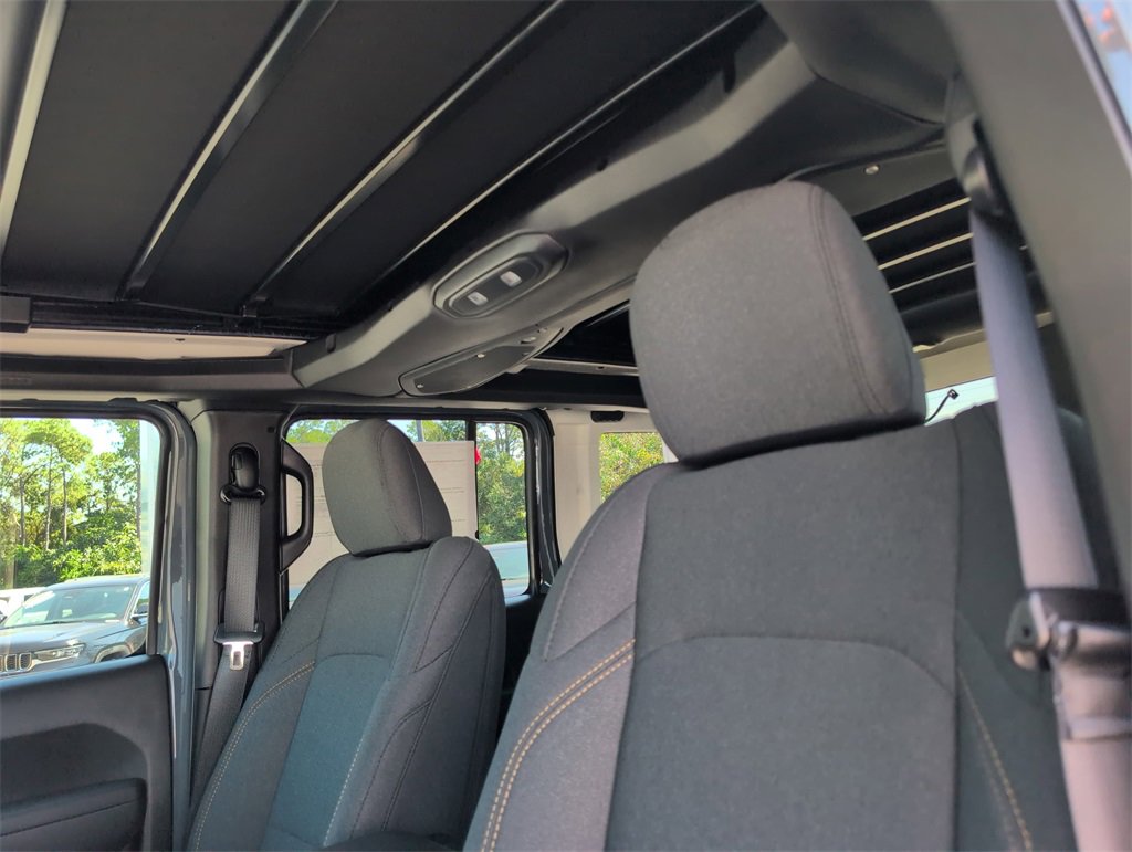 New 2025 Jeep Wrangler Sport S image 28