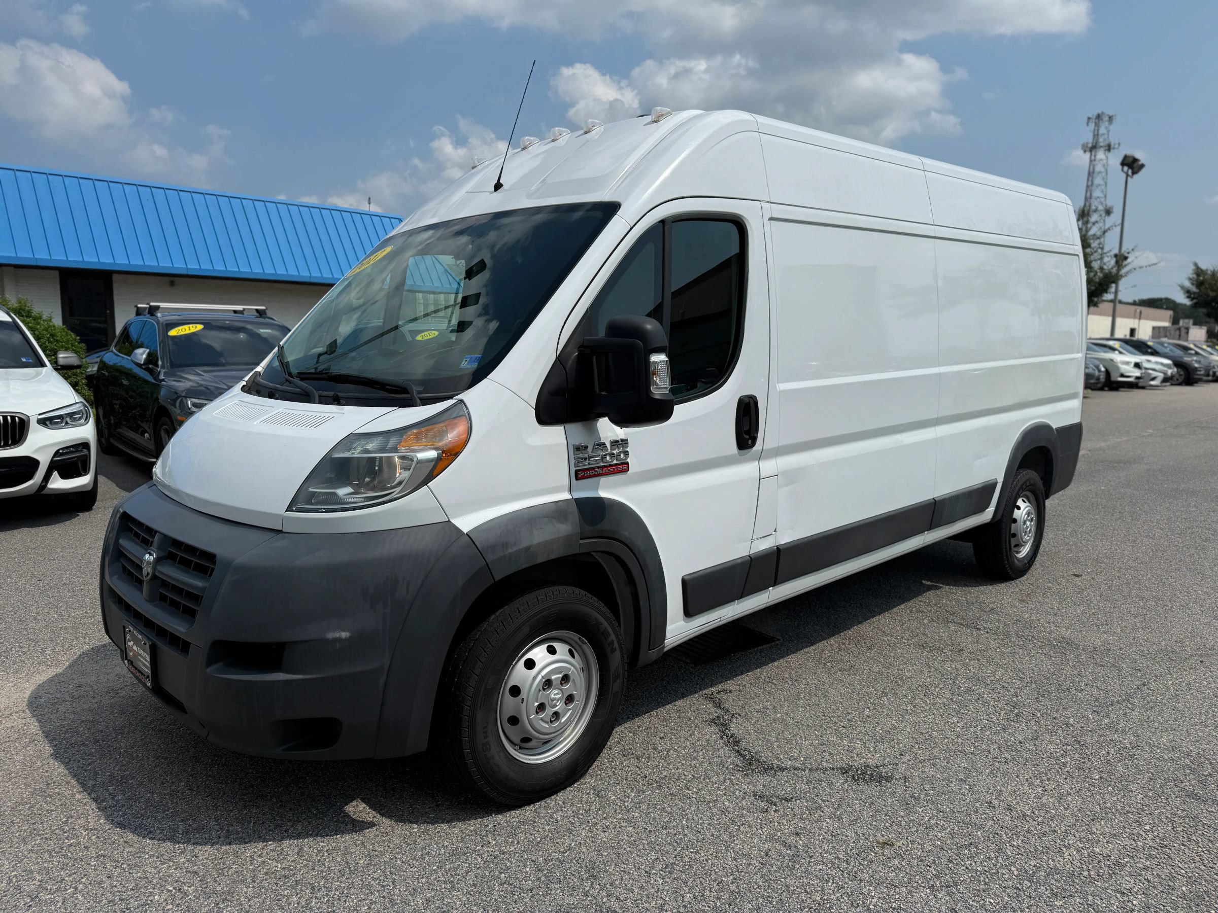 Used 2017 RAM ProMaster 2500 FWD image 4