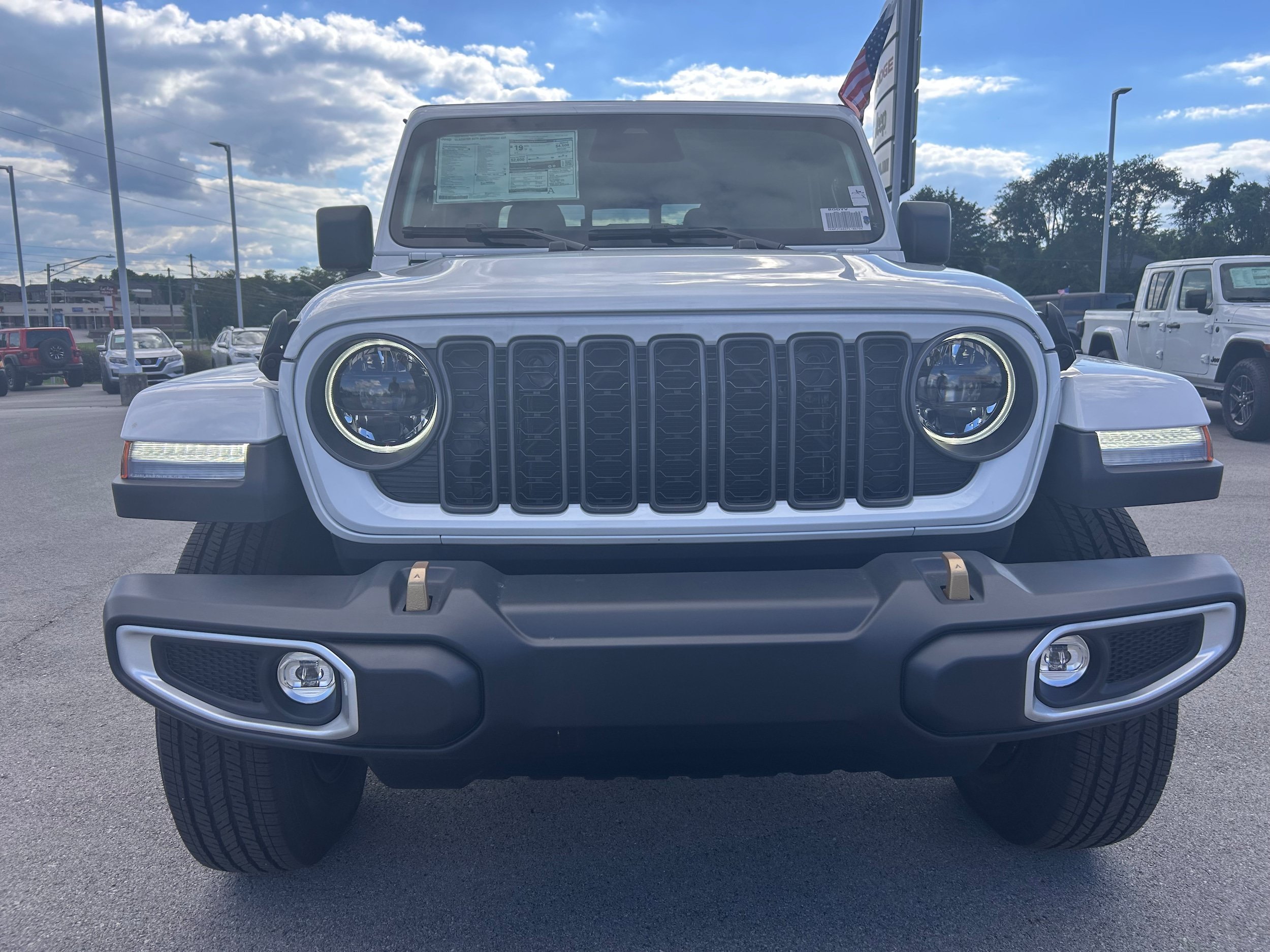 New 2026 Jeep Gladiator Sport AWD/4WD image 8