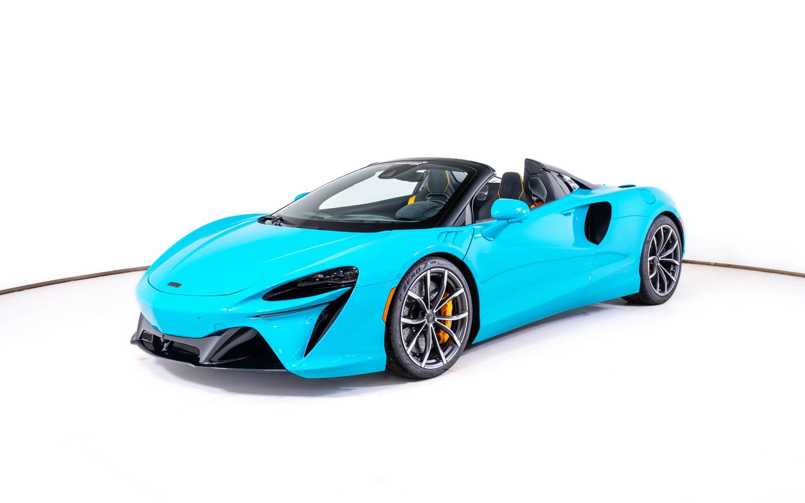 New 2026 McLaren Artura Spider RWD image 1