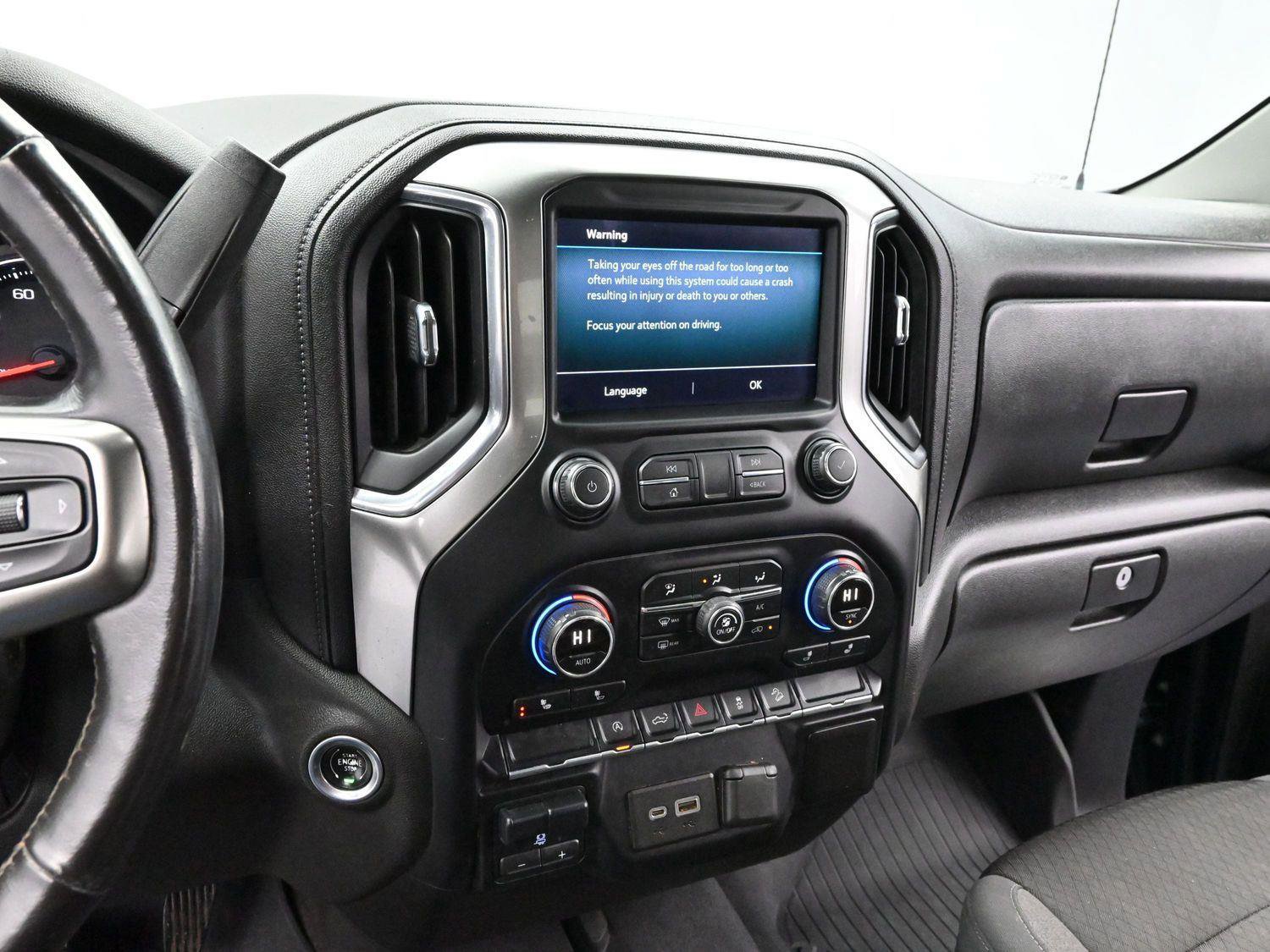 Used 2020 Chevrolet Silverado 1500 RST image 13