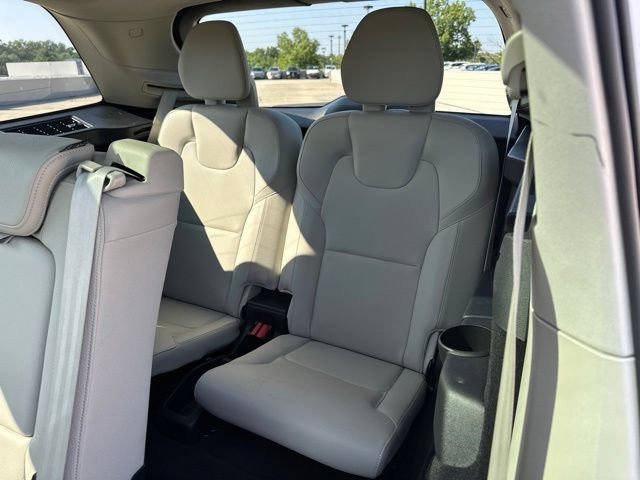 Certified 2023 Volvo XC90 B5 Plus w/ Protection Package Premier AWD/4WD image 13