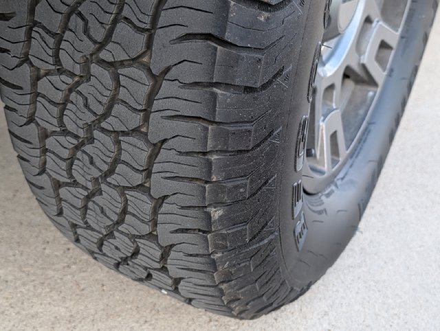 Used 2020 Toyota 4Runner Venture AWD/4WD image 4