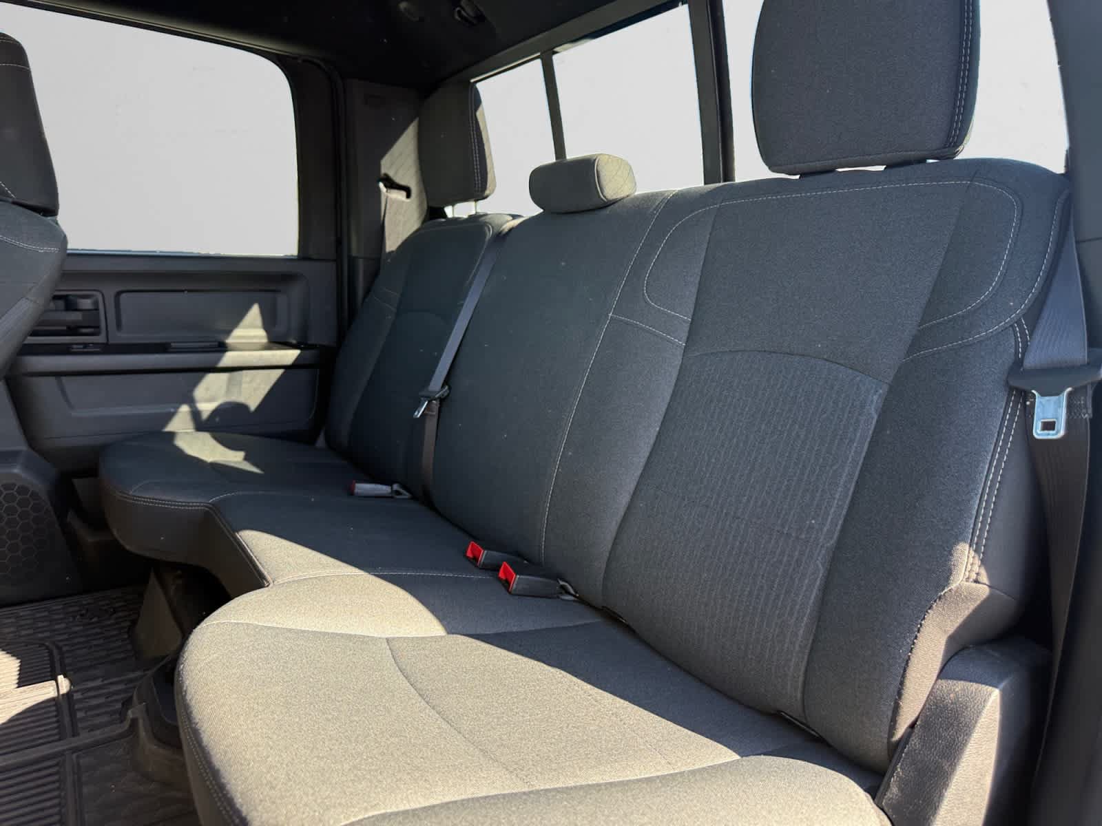 Used 2024 RAM 2500 Tradesman w/ Chrome Appearance Group AWD/4WD image 13