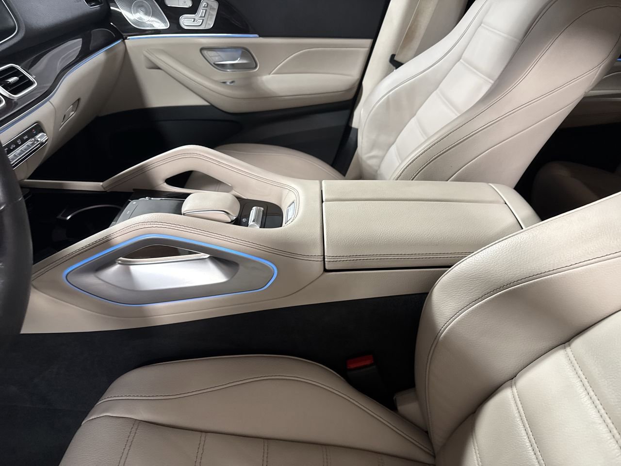 Used 2020 Mercedes-Benz GLE 580 GLE 580 w/ Parking Assist Package image 29