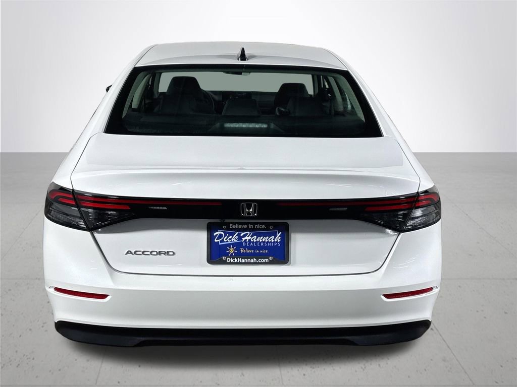 Used 2025 Honda Accord SE image 7