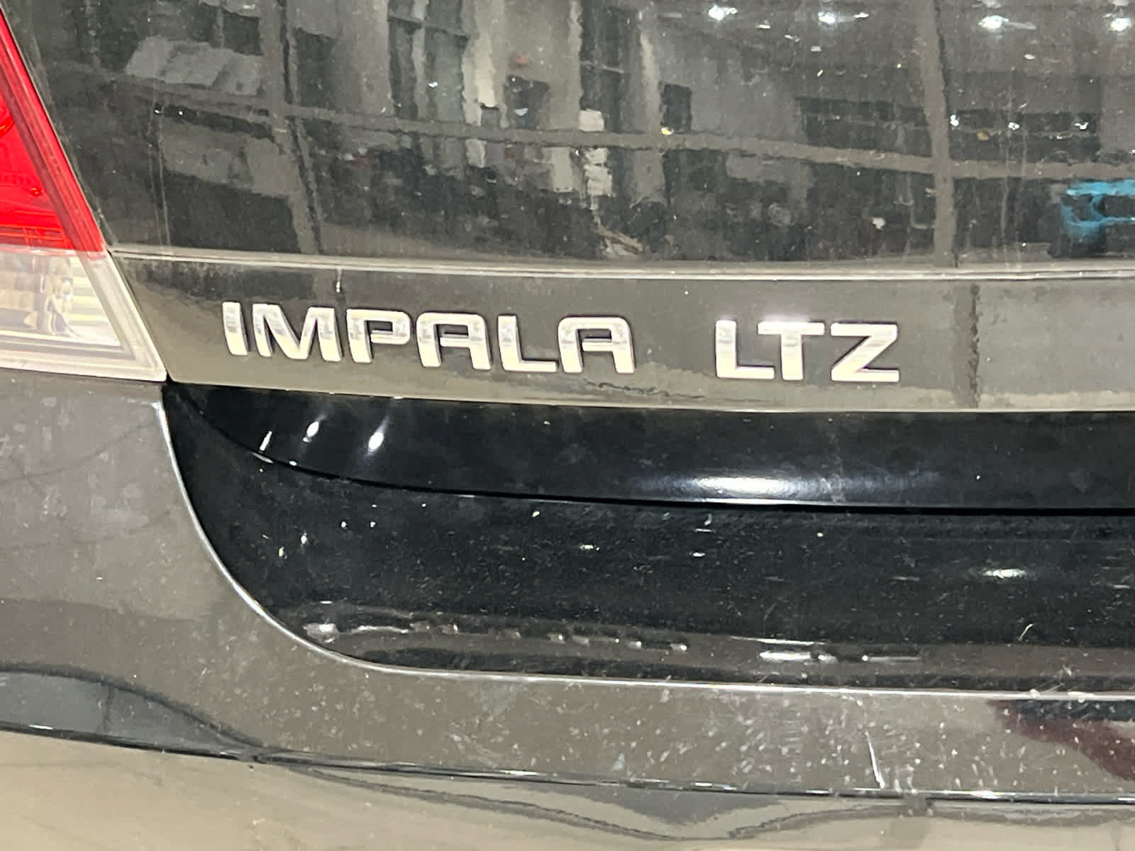 Used 2013 Chevrolet Impala LTZ FWD image 6