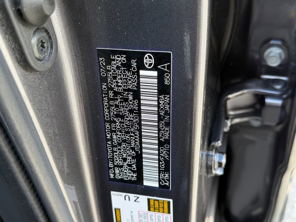 Used 2023 Toyota Crown XLE image 28