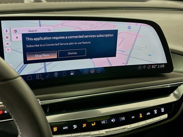 Used 2024 Cadillac Lyriq Tech image 14