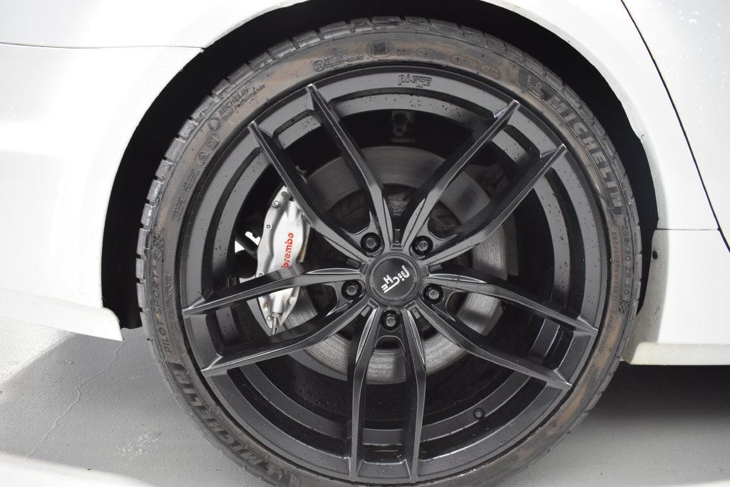 Used 2015 Chevrolet SS RWD image 10