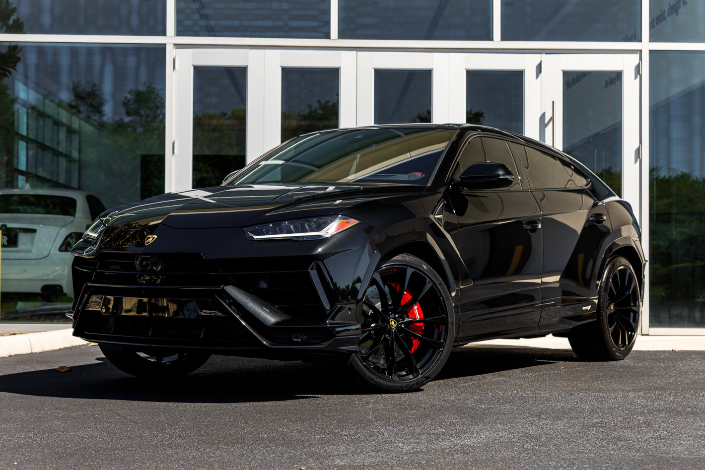 Used 2024 Lamborghini Urus S image 3