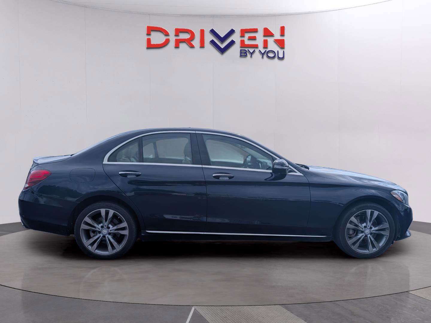 Used 2017 Mercedes-Benz C 300 4MATIC Sedan image 6