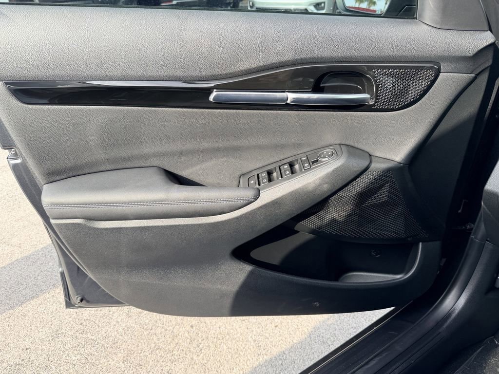 Used 2023 Kia Seltos S image 23