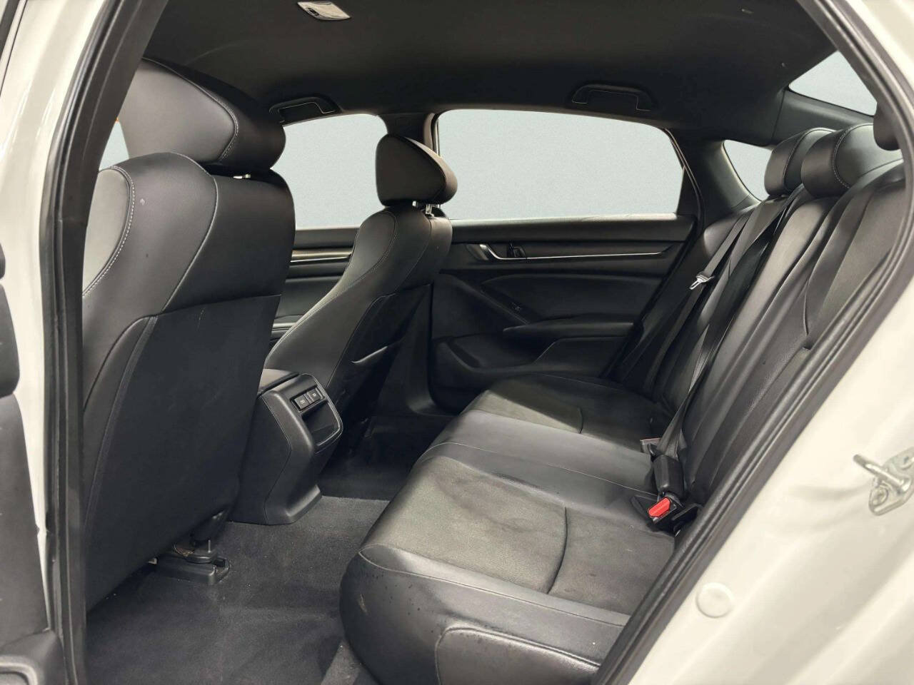 Used 2022 Honda Accord Sport image 14