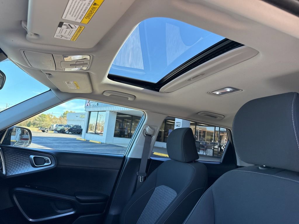 Used 2021 Kia Soul GT-Line image 19