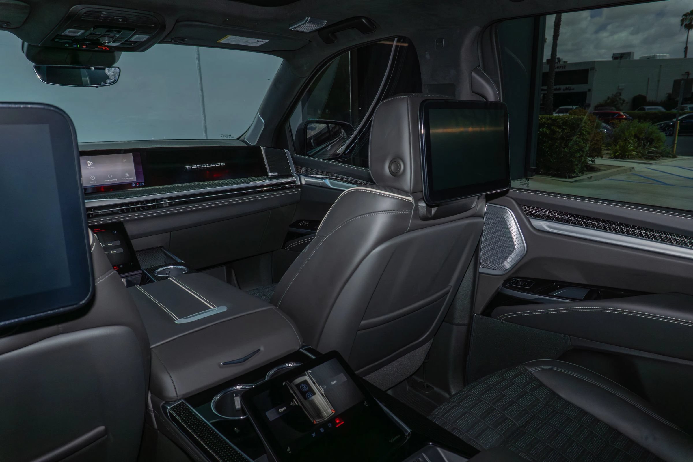 Used 2026 Cadillac Escalade V AWD/4WD image 63