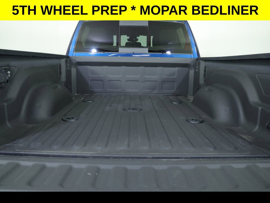 Used 2022 RAM 2500 Big Horn w/ Level C Equiment Group AWD/4WD image 7