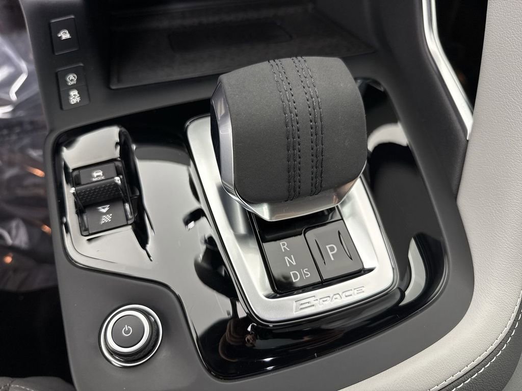 Used 2022 Jaguar E-PACE 300 Sport image 32