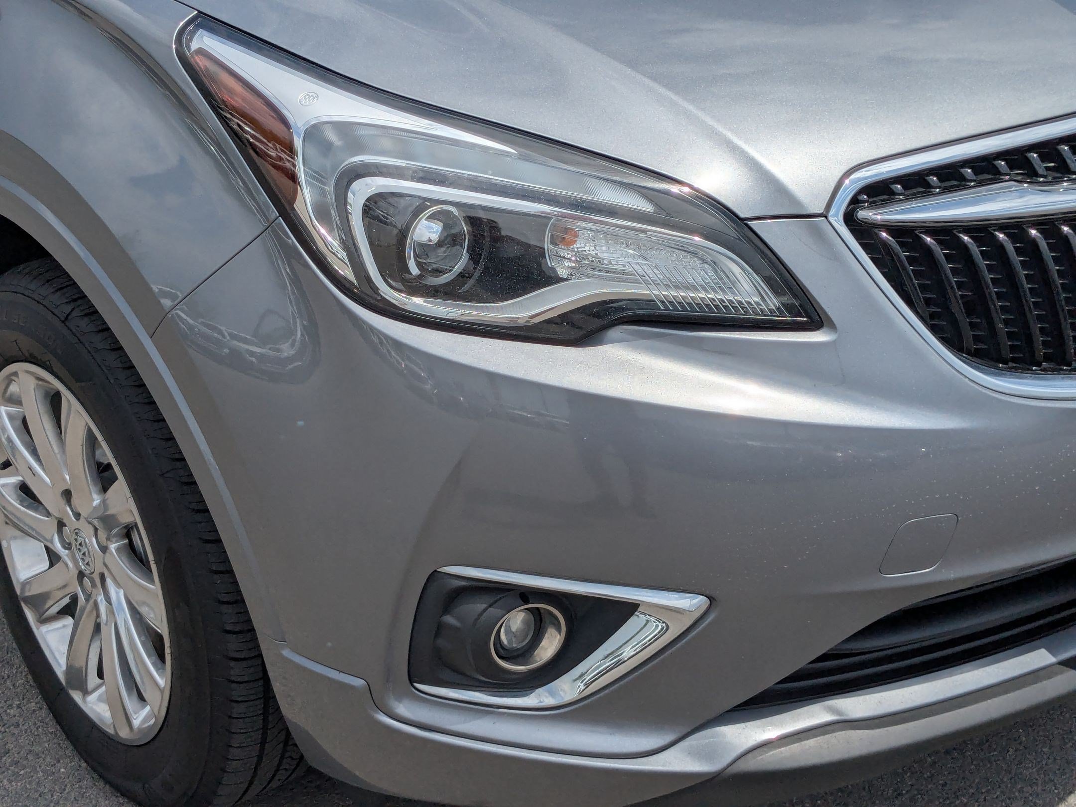 Certified 2020 Buick Envision Essence w/ LPO, Active Package AWD/4WD image 11