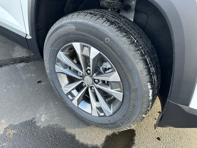 New 2026 Chevrolet Equinox LT w/ Convenience Package II image 8