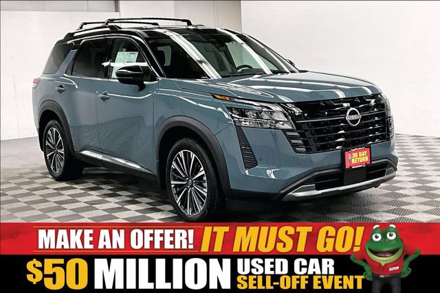 New 2026 Nissan Pathfinder Platinum w/ Lighting Package