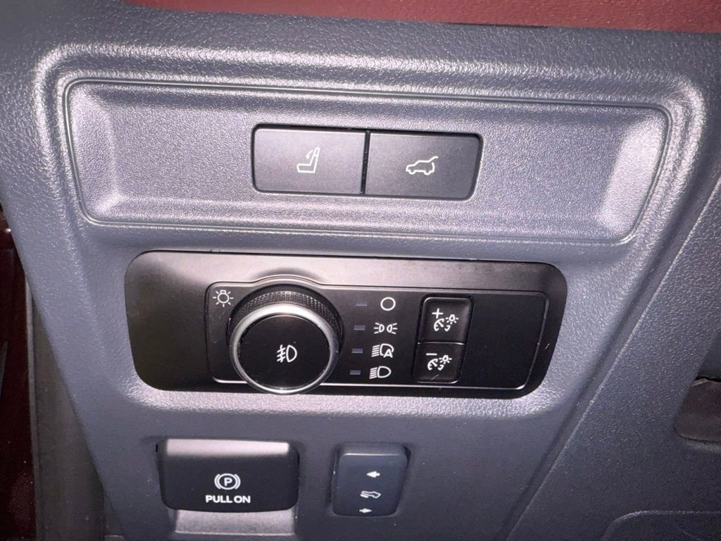 Used 2024 Ford Expedition Max Limited image 22