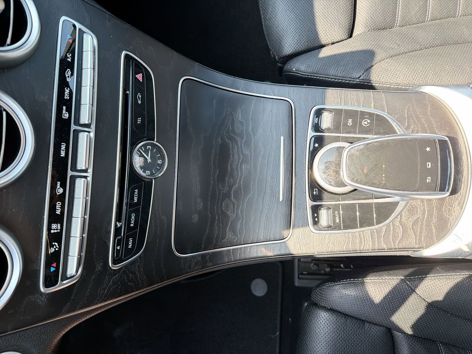 Used 2015 Mercedes-Benz C 400 4MATIC image 32