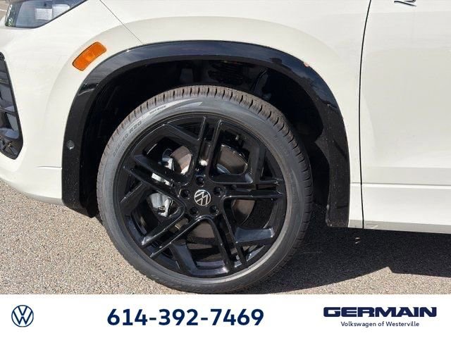 New 2026 Volkswagen Tiguan SE R-Line image 13