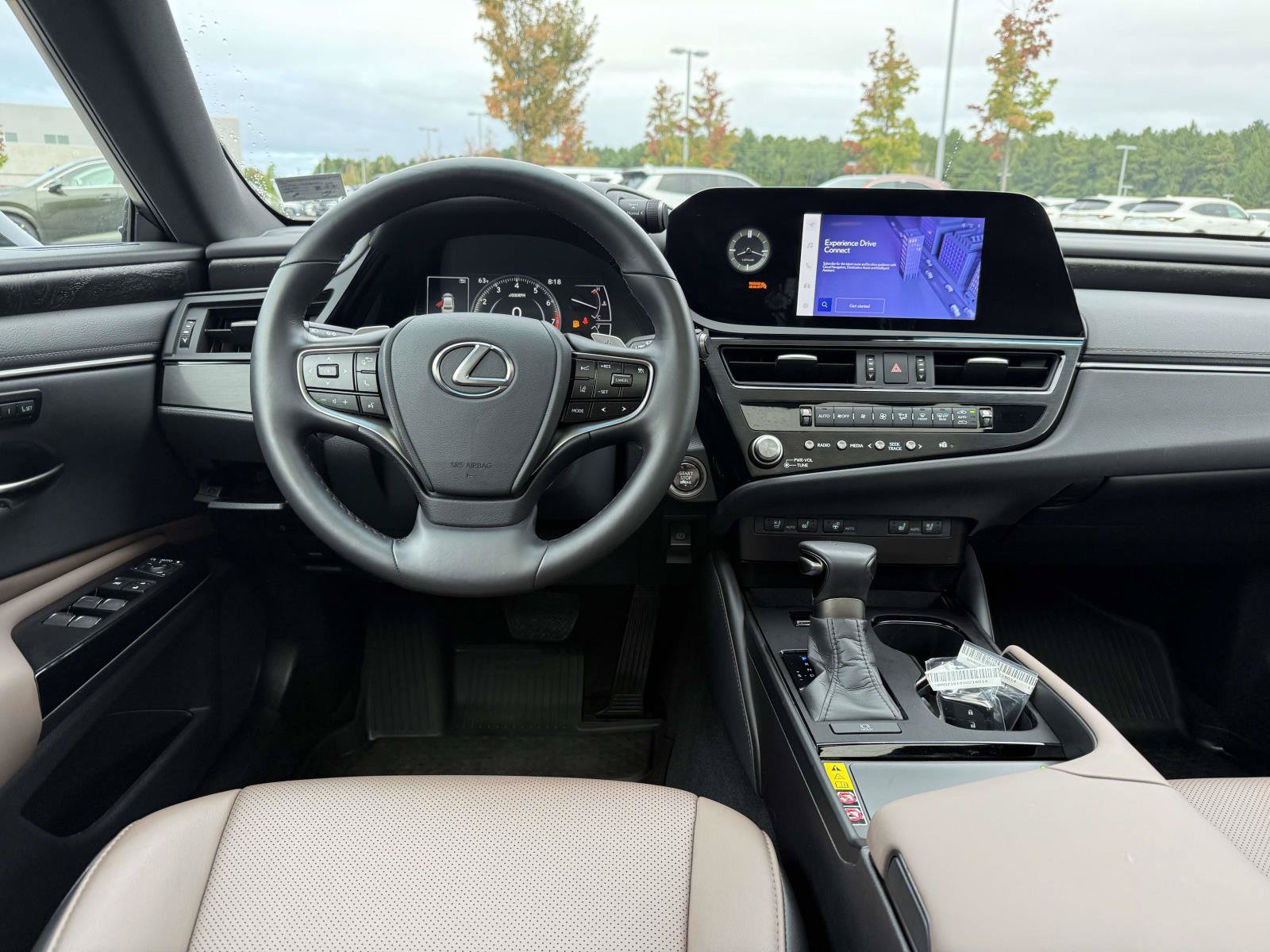 Used 2025 Lexus ES 350 w/ Premium Package FWD image 8
