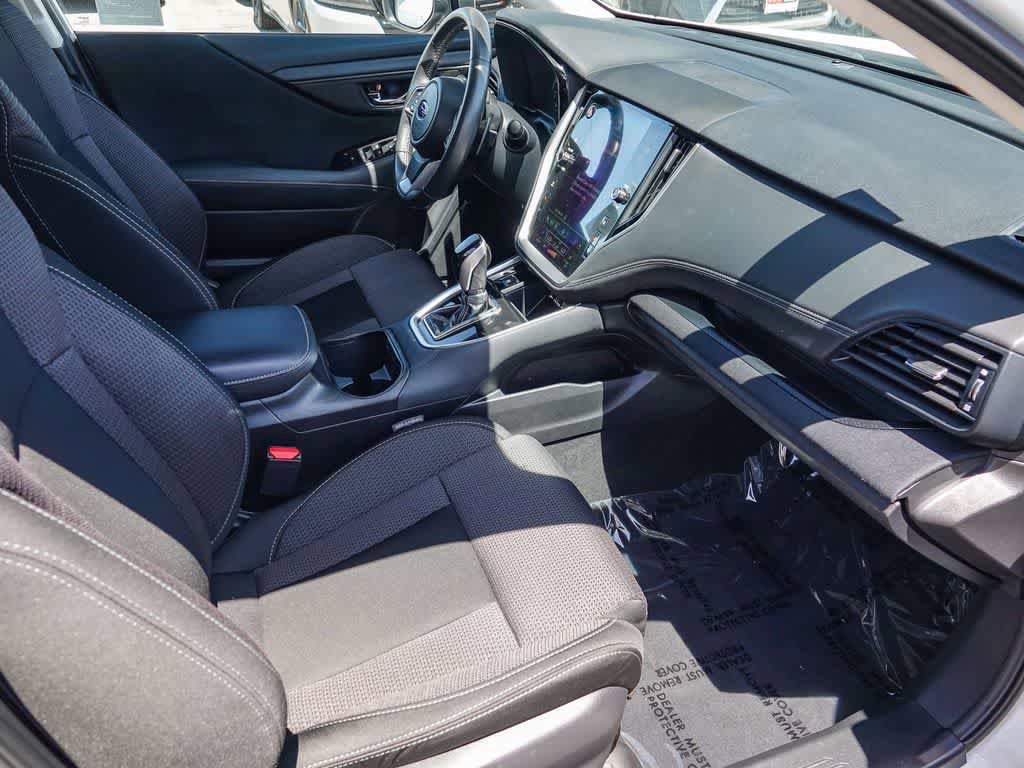 Used 2025 Subaru Outback Premium AWD/4WD image 14
