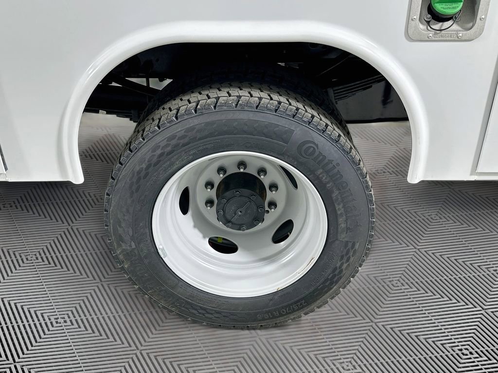 New 2026 Ford F450 XL image 12