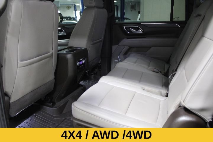 Used 2023 GMC Yukon XL SLT w/ SLT Luxury Package image 26