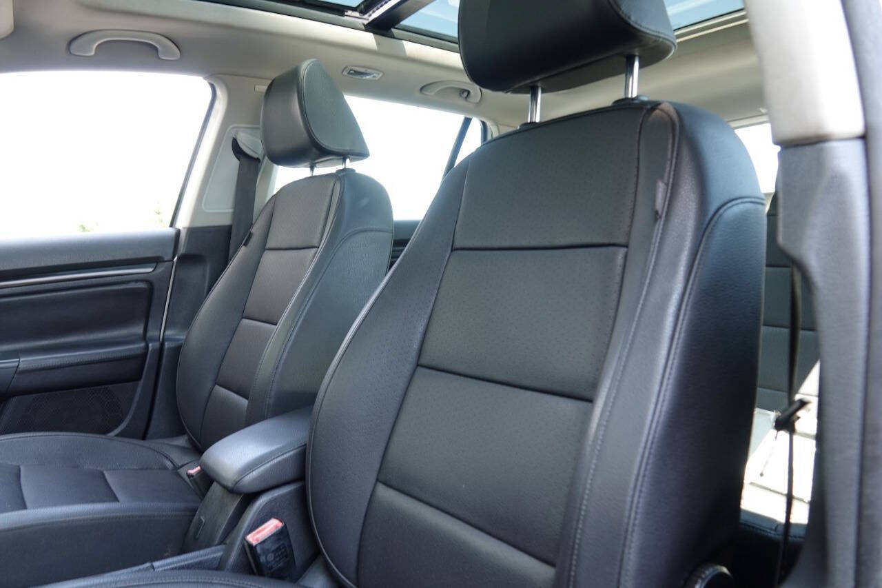 Used 2012 Volkswagen Jetta TDI FWD image 53