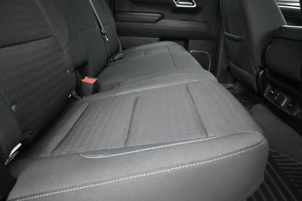 Used 2023 Chevrolet Silverado 1500 LT AWD/4WD image 22