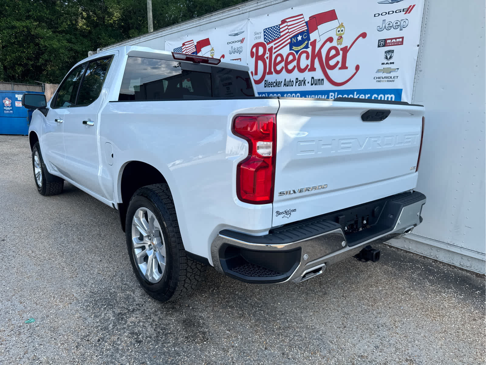 New 2026 Chevrolet Silverado 1500 LTZ w/ Technology Package AWD/4WD image 8