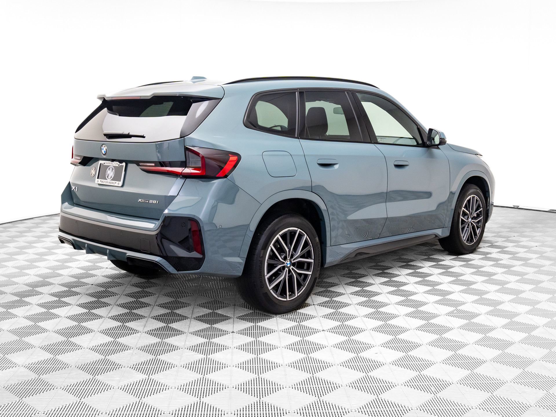 Certified 2023 BMW X1 xDrive28i w/ Premium Package image 5