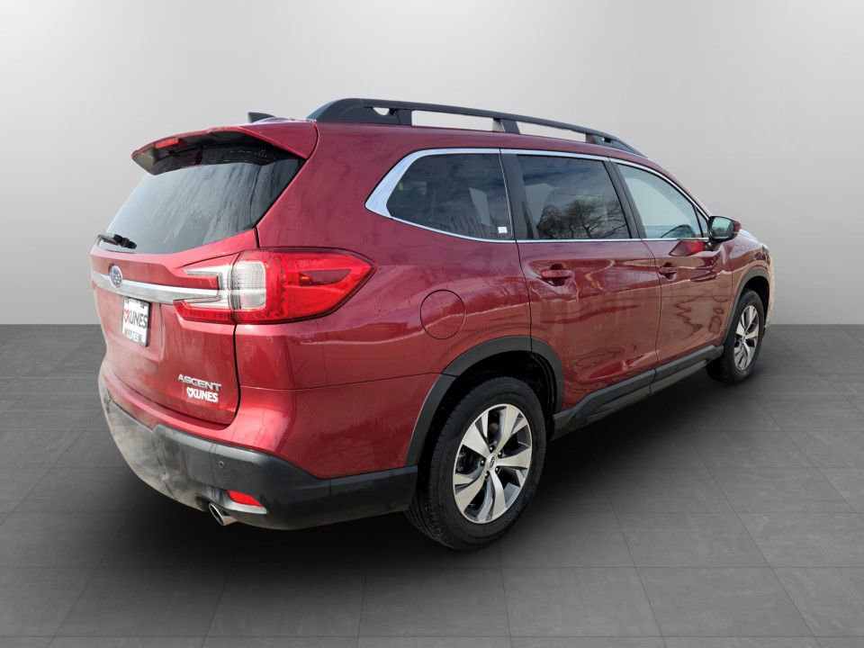 Used 2024 Subaru Ascent Premium w/ Convenience Package image 6
