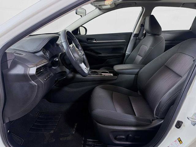 Certified 2023 Nissan Altima 2.5 SV w/ SV Premium Package FWD image 18