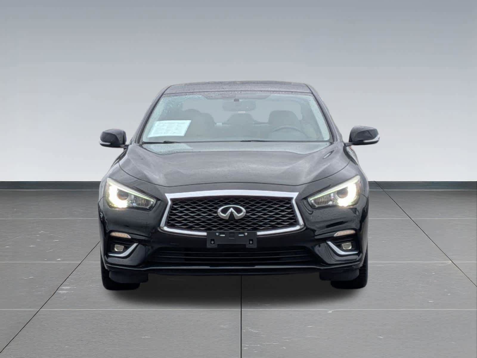 Used 2018 INFINITI Q50 Luxe w/ Essential Package (3.0T Luxe) AWD/4WD image 9