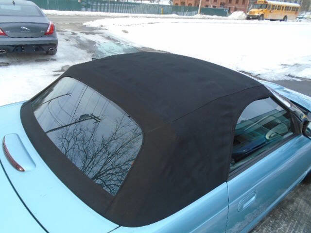 Used 2002 Ford Thunderbird Deluxe image 15