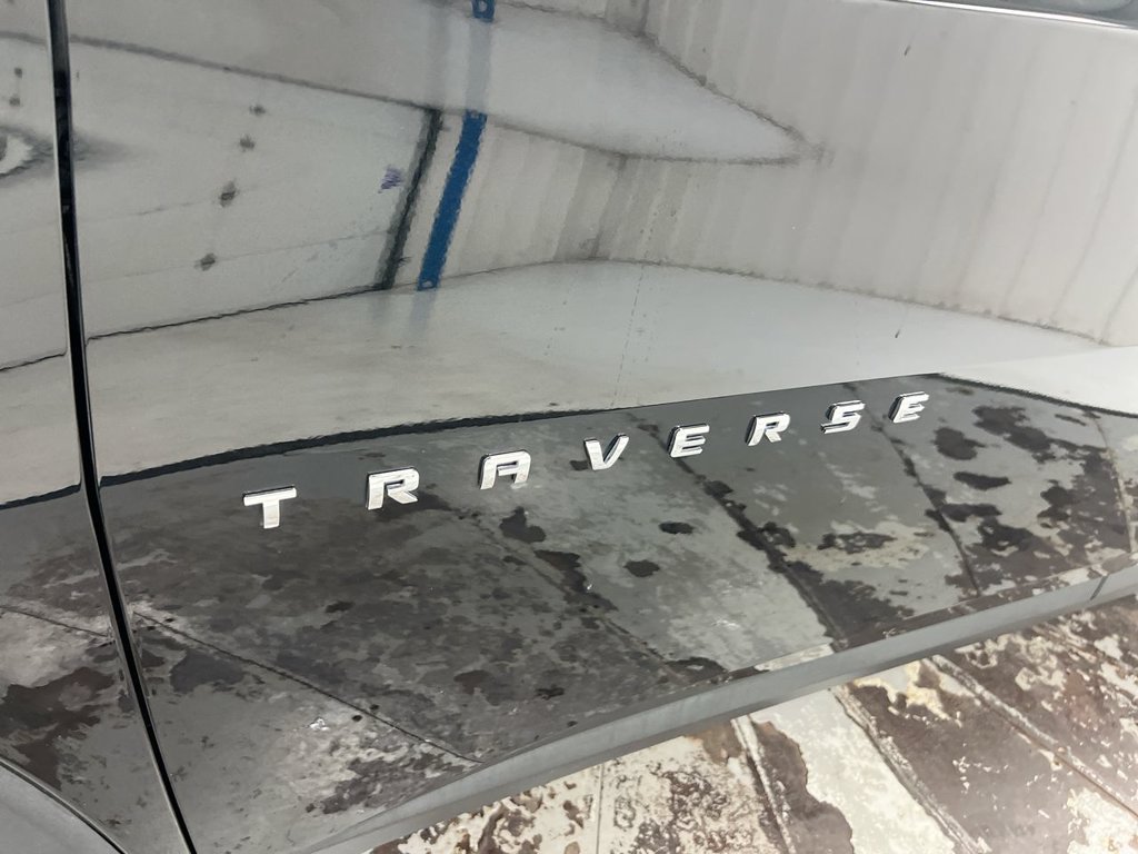 Used 2022 Chevrolet Traverse LT w/ LPO, Floor Liner Package AWD/4WD image 26