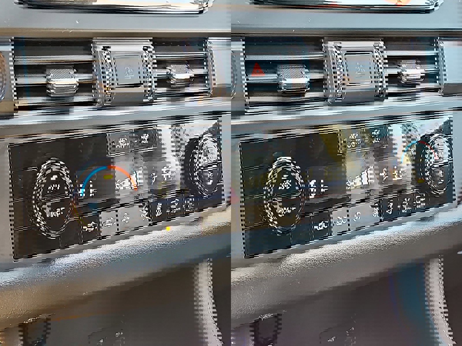 Certified 2024 Nissan Pathfinder S image 15