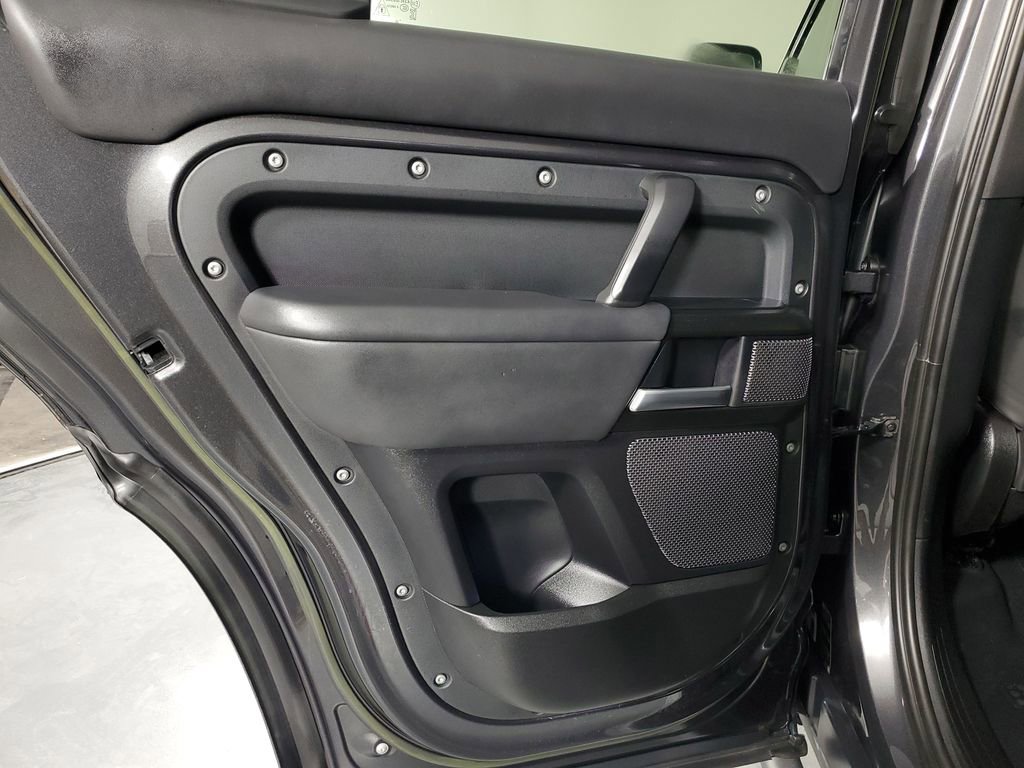Used 2023 Land Rover Defender 110 Carpathian Edition image 33