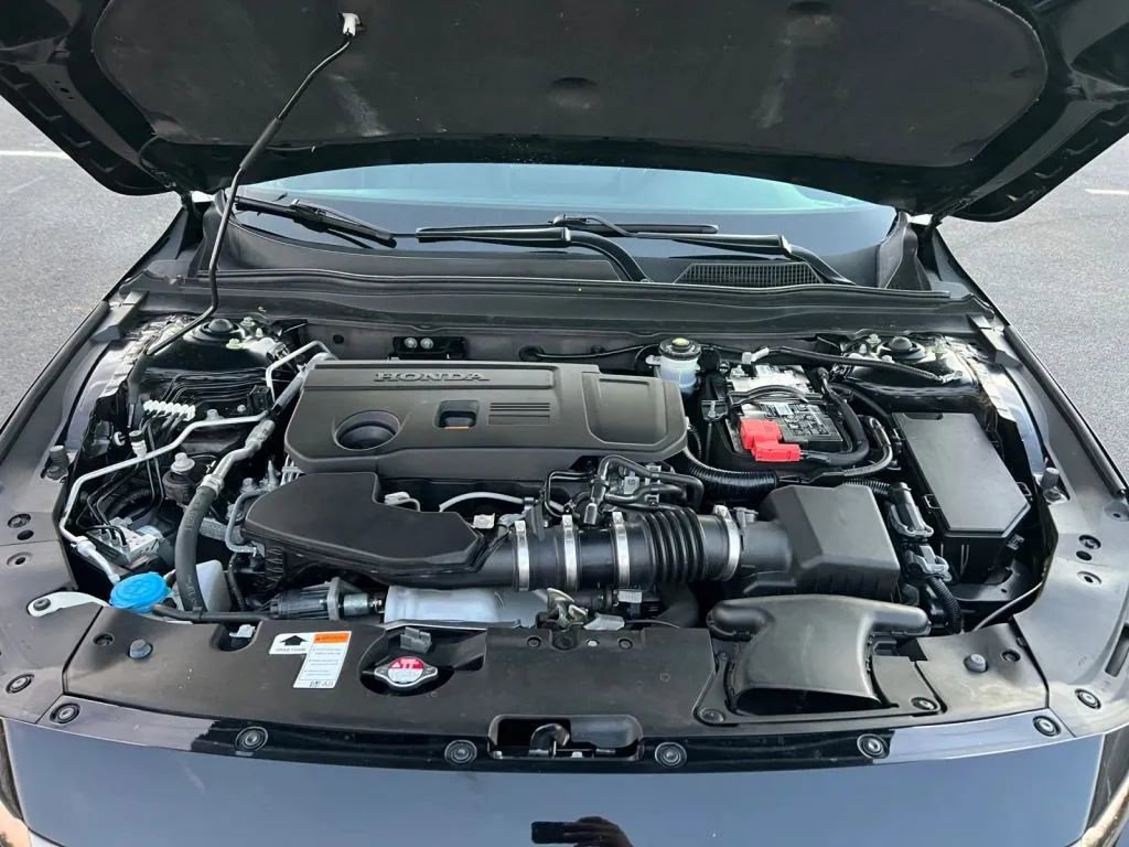 Used 2022 Honda Accord Sport image 29