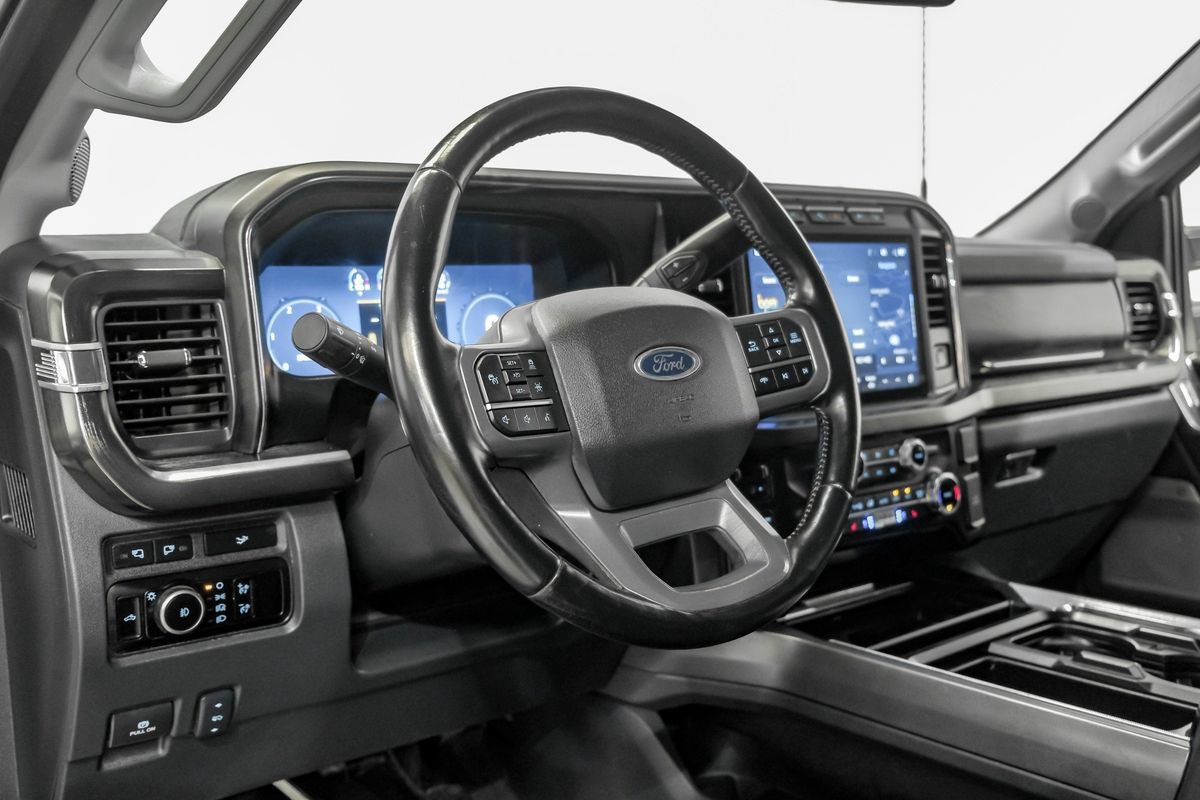 Used 2023 Ford F350 Lariat w/ Tow Technology Package AWD/4WD image 14