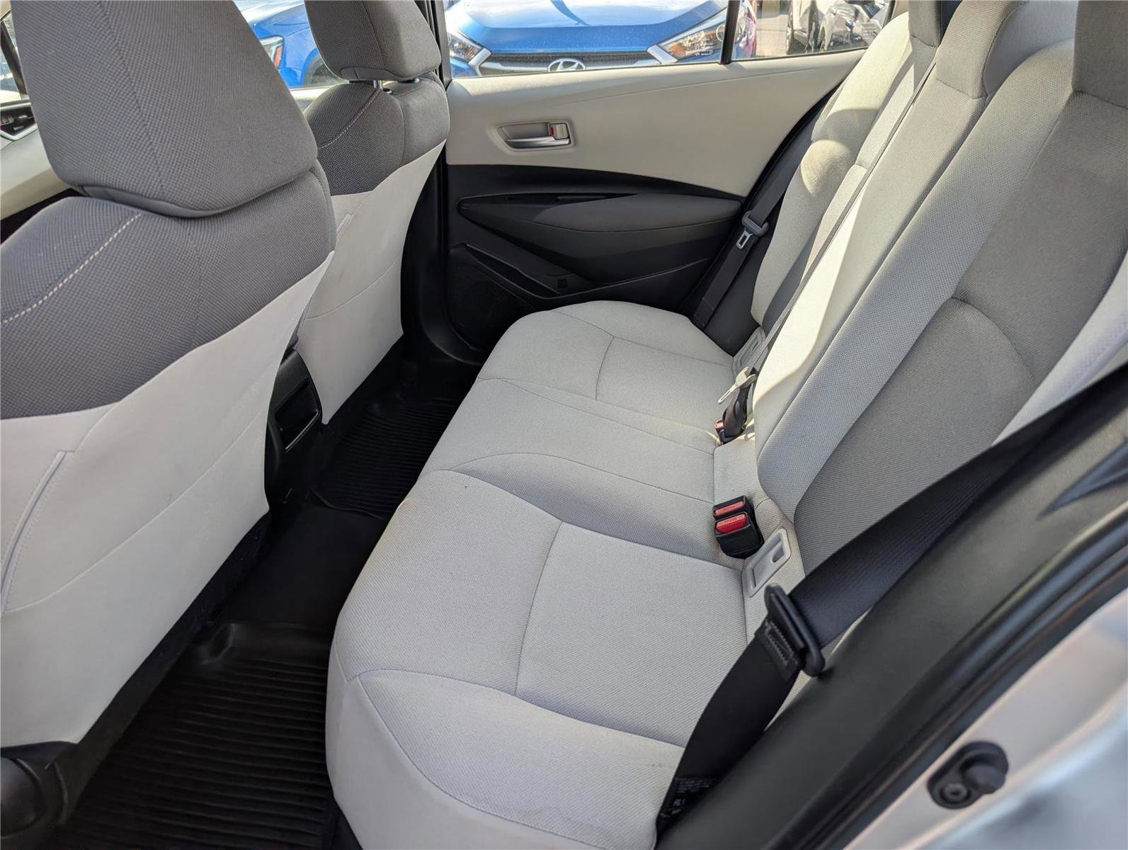 Used 2020 Toyota Corolla L image 13