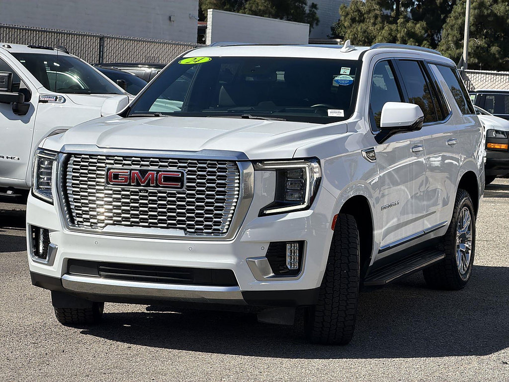 Used 2024 GMC Yukon Denali RWD image 3