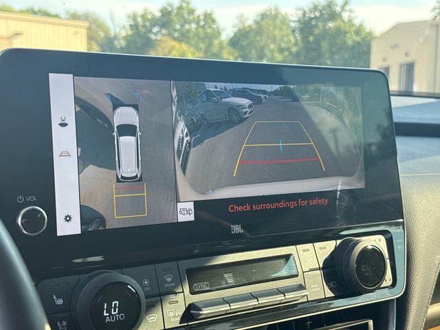 Used 2024 Toyota Grand Highlander AWD Hybrid image 20