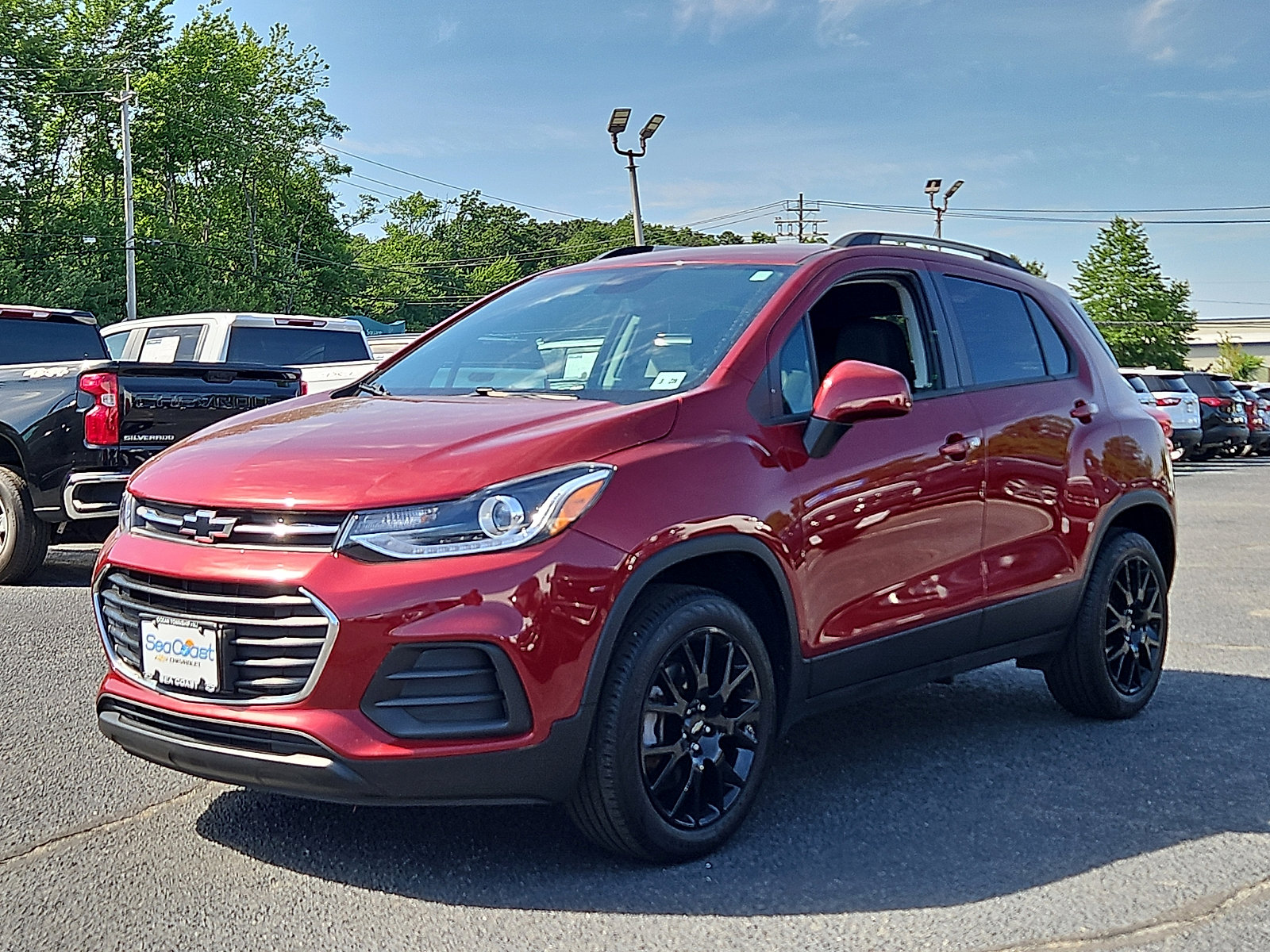 Certified 2022 Chevrolet Trax LT w/ Sport Edition AWD/4WD image 3