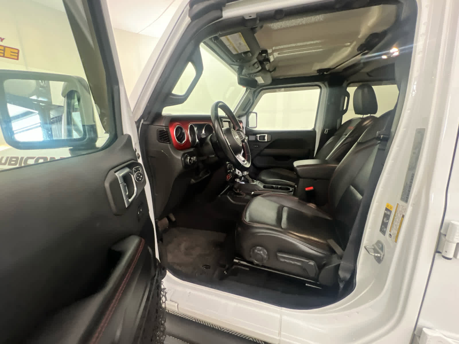 Used 2021 Jeep Wrangler Unlimited Rubicon AWD/4WD image 4